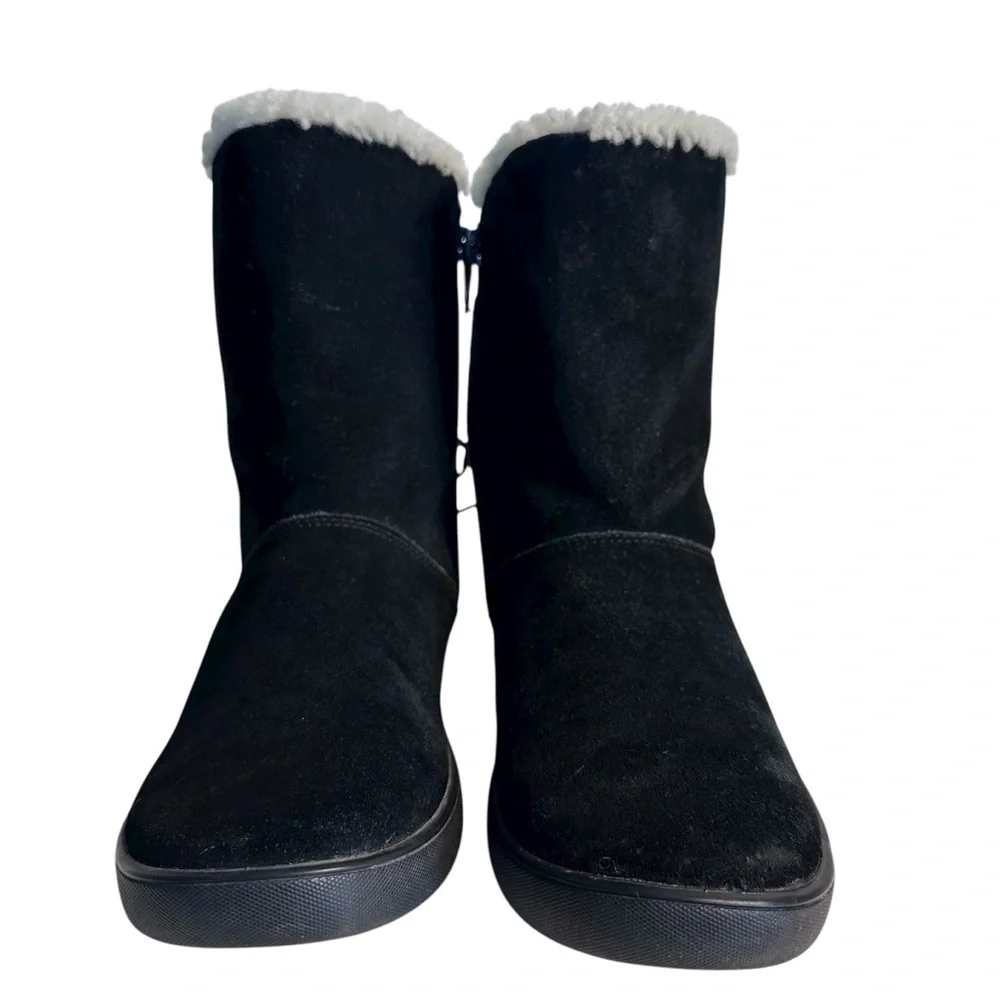 Koolaburra by UGG Shazi Short Tie Black Sheepskin Winter Boots